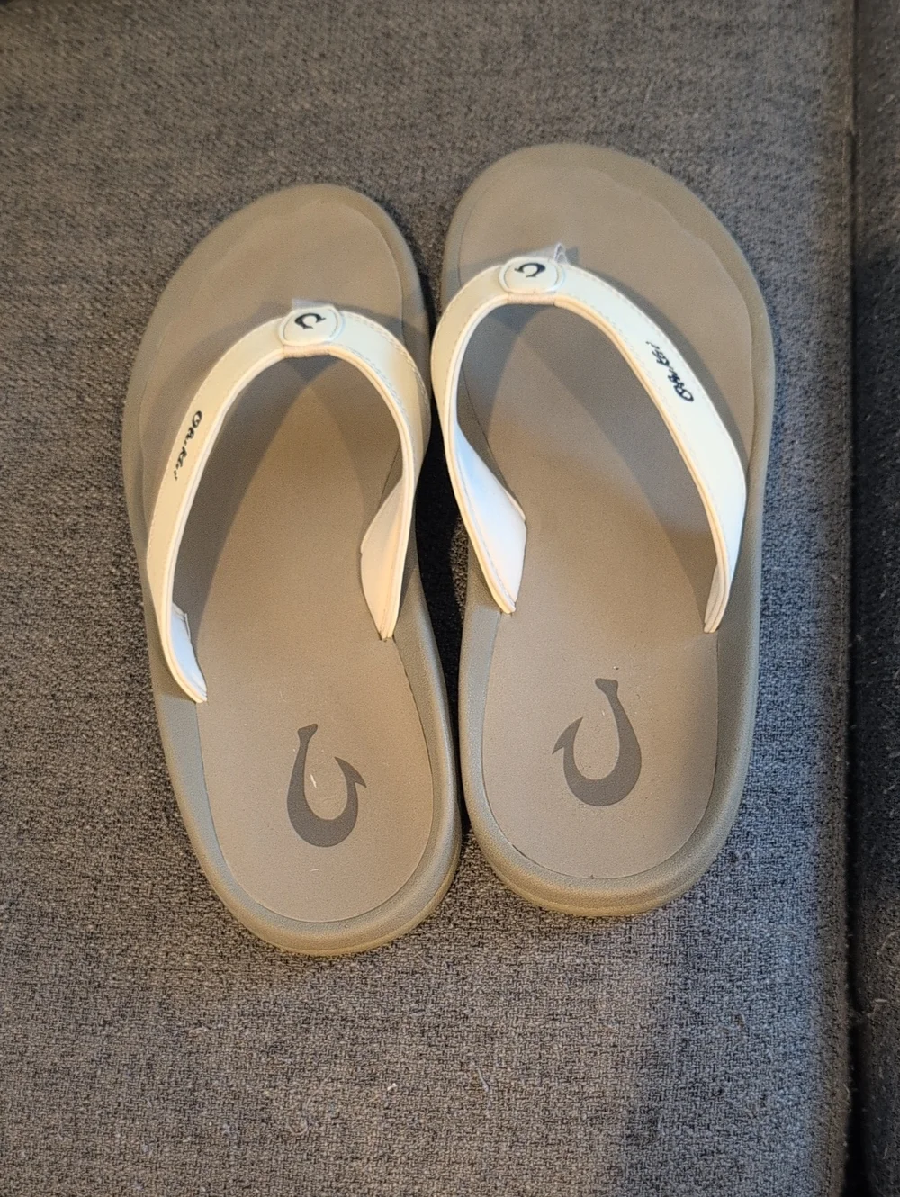 OluKai lightweight thong